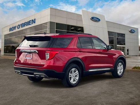 Certified 2024 Ford Explorer XLT w/ Equipment Group 202A image 5