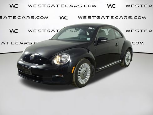 Used 2014 Volkswagen Beetle 2.5 image 1