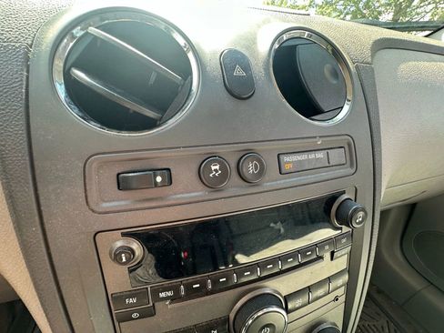 Used 2010 Chevrolet HHR LT w/ LT Preferred Equipment Group image 23