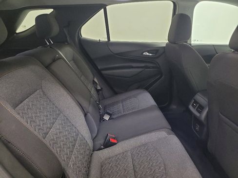Used 2022 Chevrolet Equinox LT FWD image 19