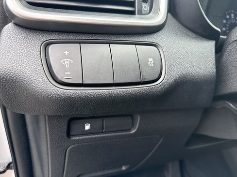 Used 2020 Kia Sorento L FWD image 28