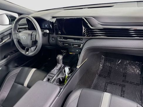 Certified 2025 Toyota Camry SE image 27
