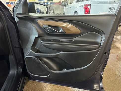 Used 2019 GMC Terrain SLE w/ Driver Convenience Package image 25