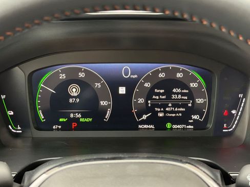 Used 2026 Honda CR-V Sport Touring image 27
