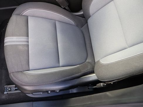 Used 2023 Chevrolet Blazer LT w/ Driver Confidence Package image 25