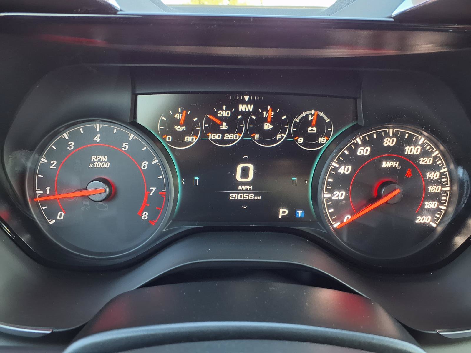 Used 2018 Chevrolet Camaro LT RWD image 16