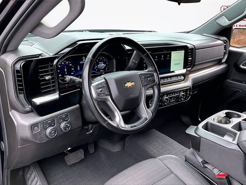 Used 2023 Chevrolet Silverado 1500 LT w/ Protection Package image 17