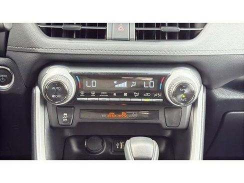 Certified 2025 Toyota RAV4 XLE AWD/4WD image 21