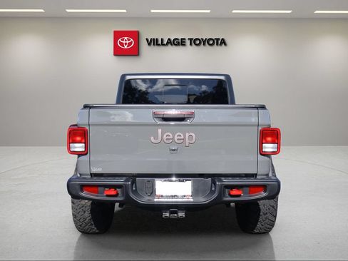 Used 2021 Jeep Gladiator Rubicon w/ Trailer Tow Package AWD/4WD image 4