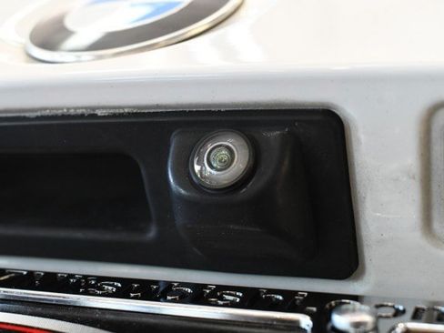 Used 2018 BMW 330i Sedan RWD image 15
