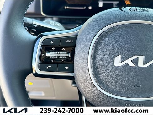 New 2026 Kia Carnival image 36