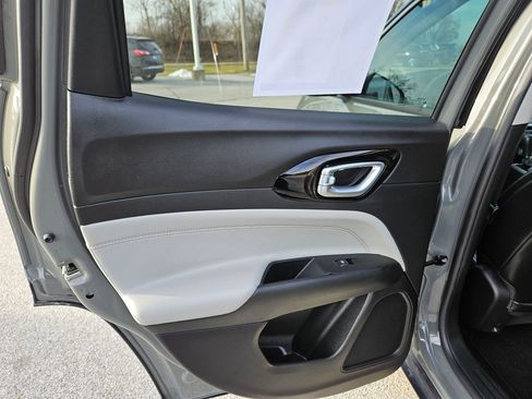 Used 2022 Jeep Compass Limited image 25