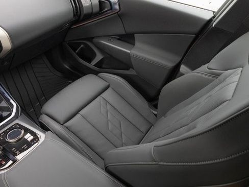 New 2025 BMW X3 xDrive30i w/ Premium Package image 27