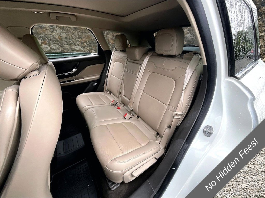 Used 2021 Lincoln Corsair AWD w/ Premium Package image 21
