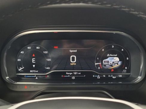 Used 2024 GMC Yukon XL SLE w/ Gmc Pro Safety Plus Package image 33