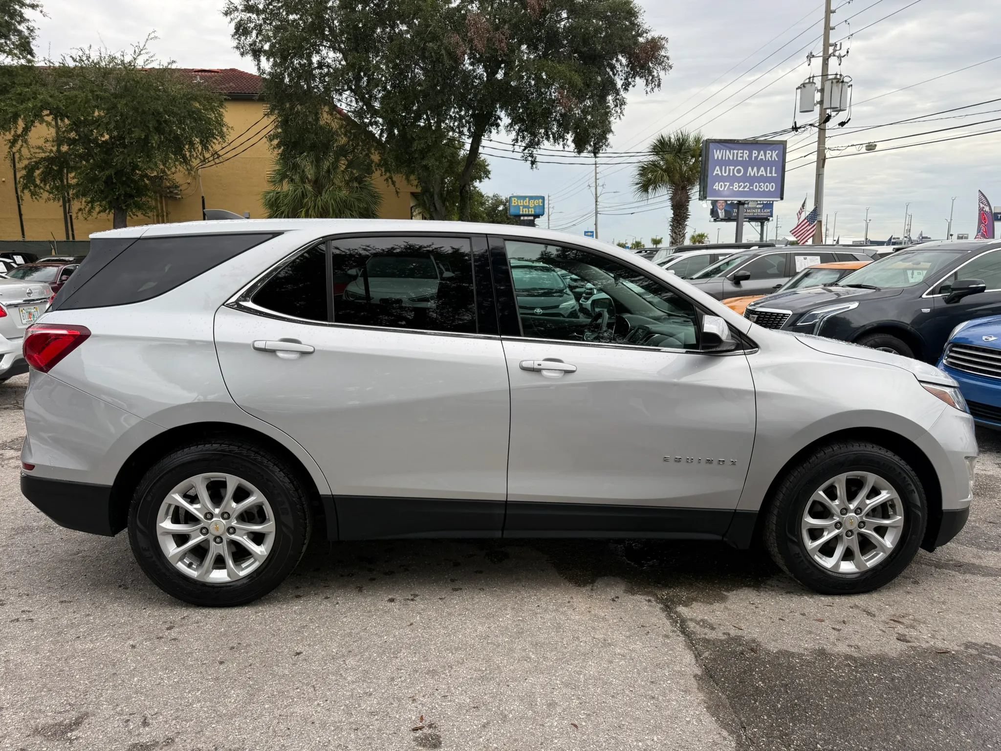 Used 2020 Chevrolet Equinox LT FWD image 5