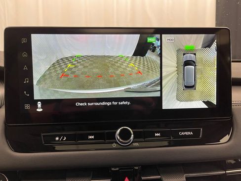 New 2025 Mitsubishi Outlander SE image 15