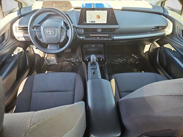 Used 2025 Toyota Prius LE AWD/4WD image 22