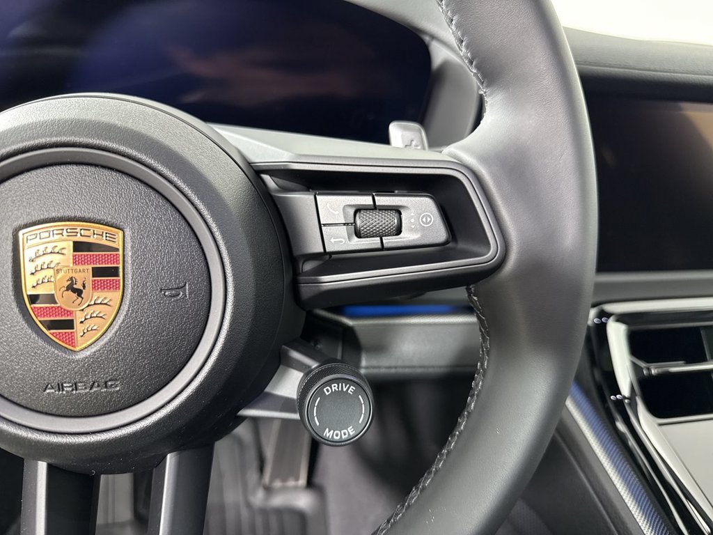 New 2026 Porsche Panamera 4 AWD/4WD image 38