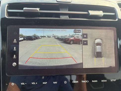 Certified 2024 Hyundai Santa Cruz Limited AWD/4WD image 18