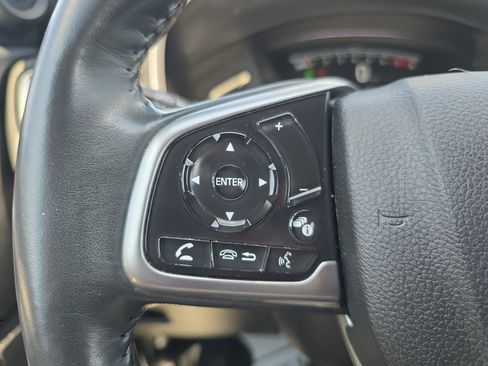 Used 2021 Honda CR-V Touring image 17