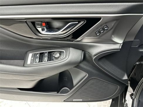 Used 2022 Subaru Outback Limited image 13