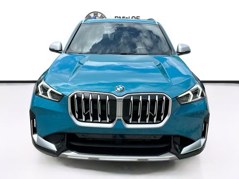 Certified 2023 BMW X1 xDrive28i w/ Convenience Package image 2