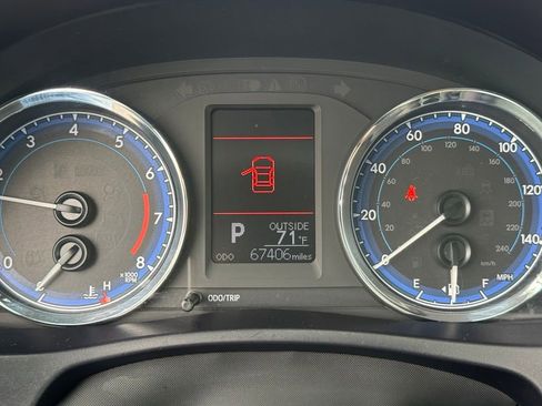 Certified 2019 Toyota Corolla LE w/ Carpet Mat Package (TMS) FWD image 24