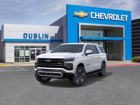 New 2025 Chevrolet Suburban Z71 w/ Z71 Off-Road Package image 9