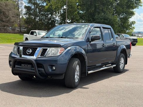 Used 2016 Nissan Frontier SV w/ SV Value Truck Package AWD/4WD image 2