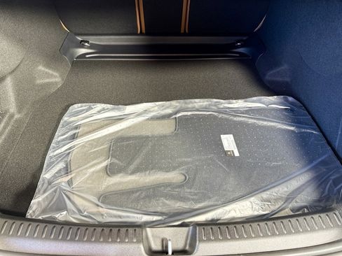 New 2026 Mercedes-Benz E 450 4MATIC Sedan image 23