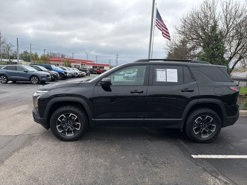 Used 2026 Chevrolet Equinox ACTIV image 2
