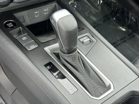 New 2026 Nissan Kicks SV w/ Charging Package image 17