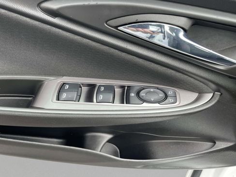 Used 2022 Chevrolet Malibu RS FWD image 21