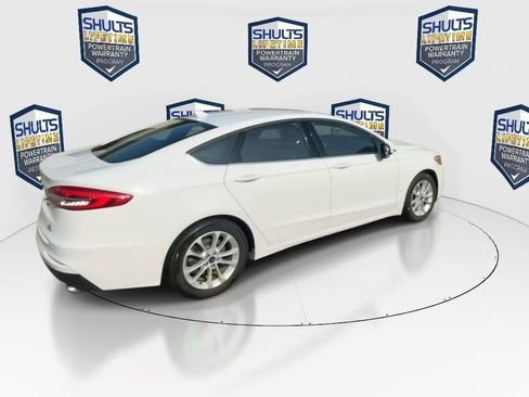 Used 2020 Ford Fusion SE image 9