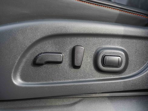 Used 2024 Nissan Titan PRO-4X w/ Pro-4x Utility Package image 27