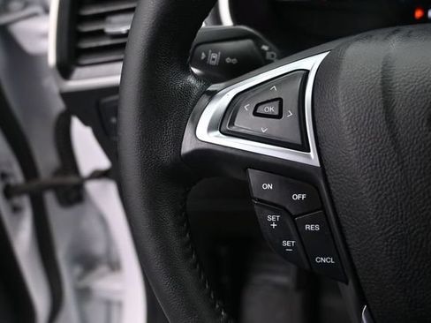 Used 2021 Ford Edge SEL FWD image 31