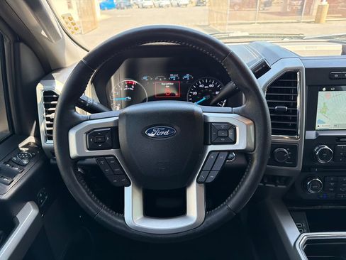 Used 2018 Ford F250 Lariat w/ Lariat Ultimate Package AWD/4WD image 18