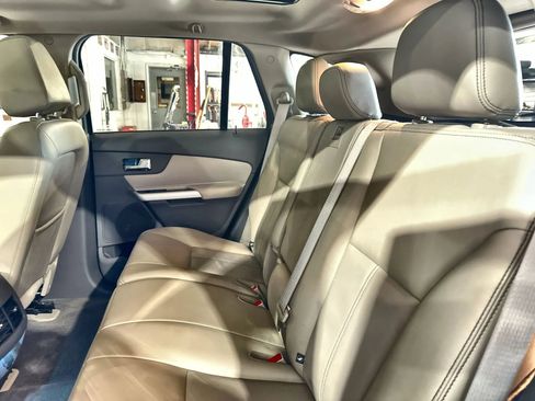 Used 2012 Ford Edge Limited FWD image 25