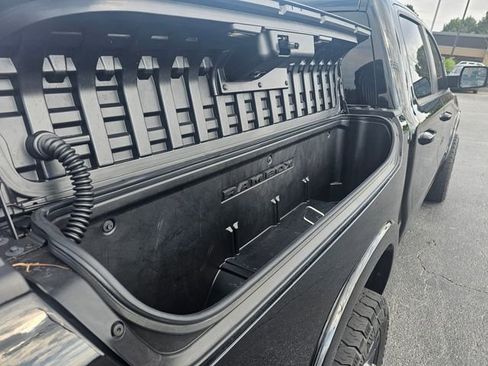 Used 2020 RAM 1500 Limited w/ Black Appearance Package AWD/4WD image 15