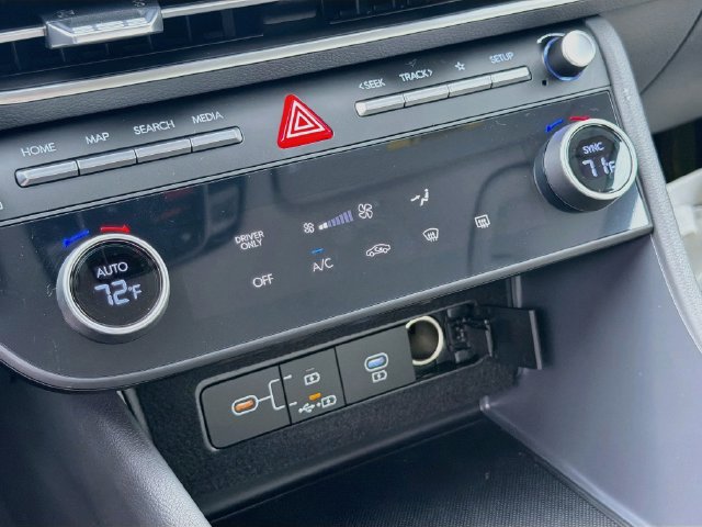 New 2026 Hyundai Sonata Blue FWD image 13