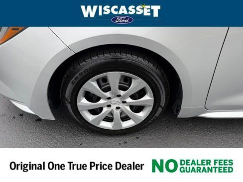 Used 2024 Toyota Corolla LE image 15