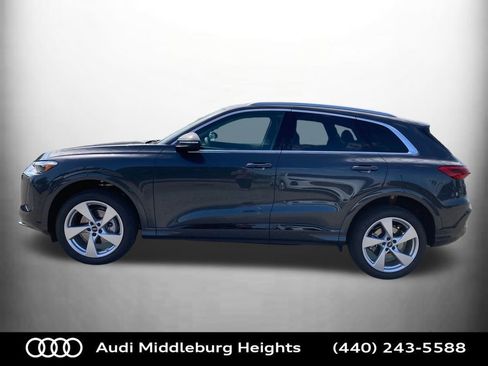 Used 2025 Audi Q5 Premium Plus w/ Premium Plus image 10