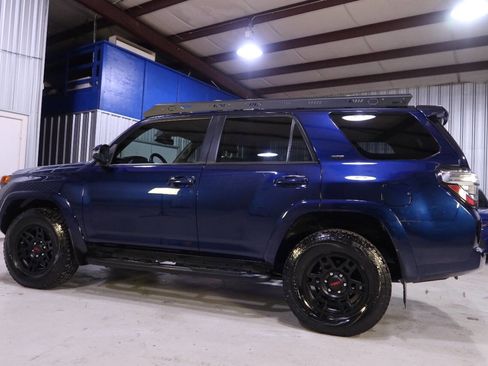 Used 2021 Toyota 4Runner SR5 Premium w/ Moonroof Package image 2