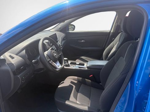 Used 2024 Nissan Sentra SV FWD image 12