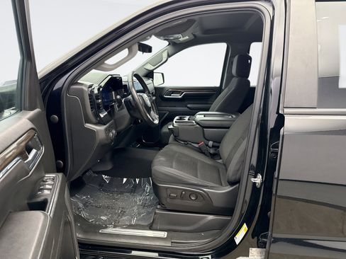 Used 2022 Chevrolet Silverado 1500 LT image 10