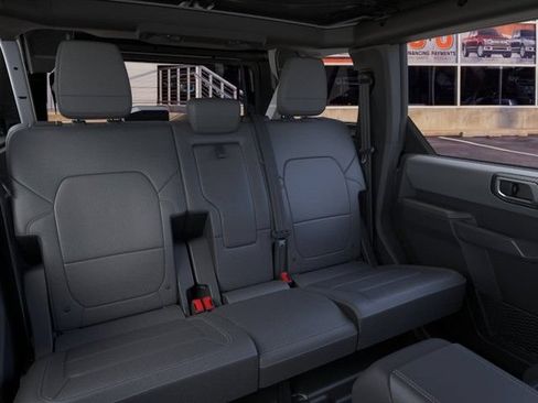 New 2026 Ford Bronco Big Bend w/ Black Diamond Package AWD/4WD image 11