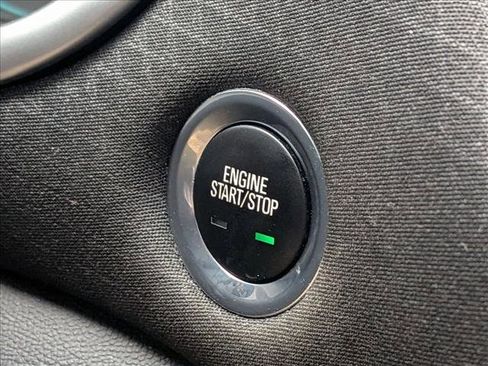 Used 2022 Chevrolet Malibu LT image 12