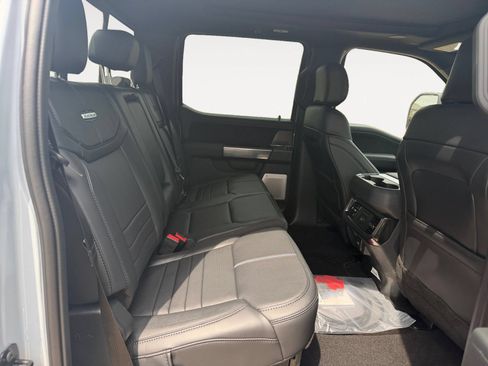 Used 2026 Ford F450 Platinum AWD/4WD image 13