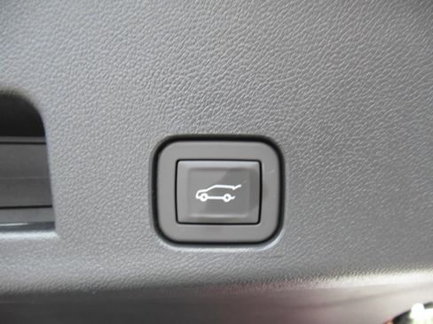 New 2026 GMC Acadia Elevation FWD image 35